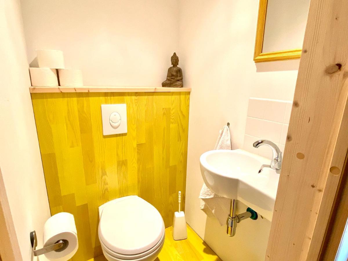Yogahaus Prasaad Apartment เอนเงน ภายนอก รูปภาพ