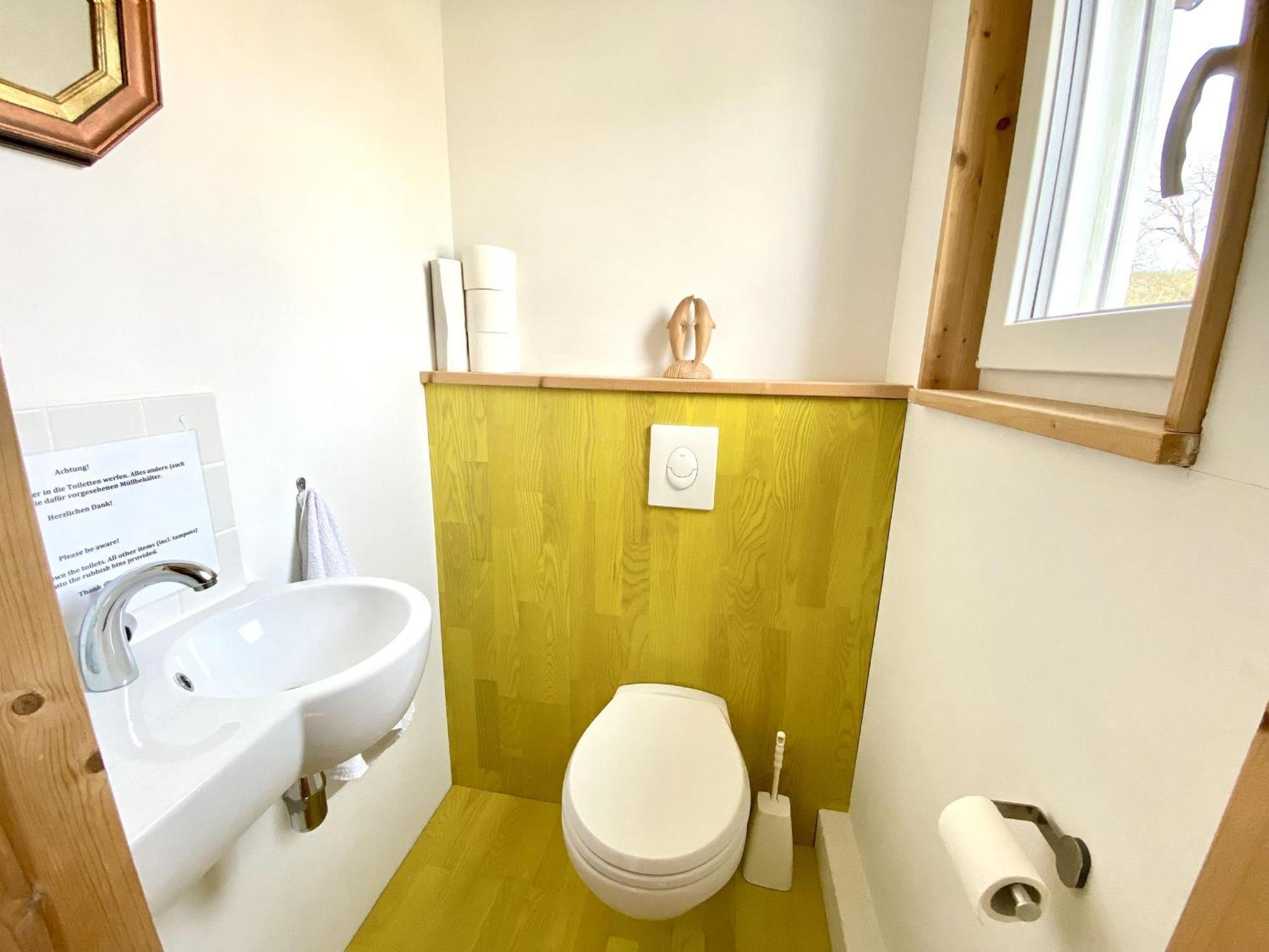 Yogahaus Prasaad Apartment เอนเงน ภายนอก รูปภาพ